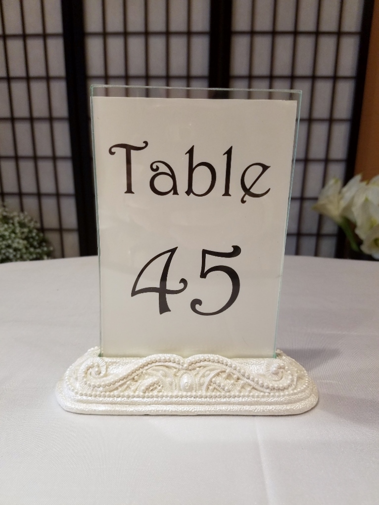 Table Number Stand Ivory 766x1022